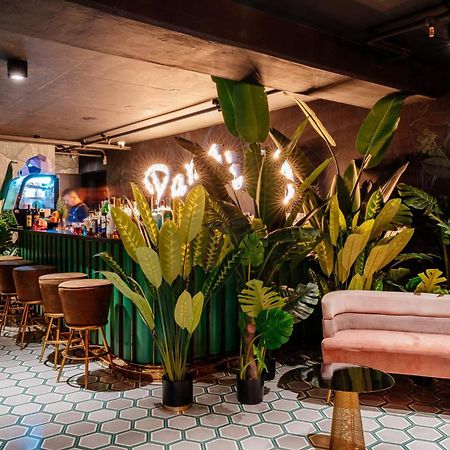 Firefly At 29, City Views And Wonderland Vibes! Hatillo  Esterno foto